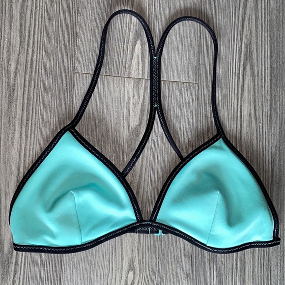 Victoria's Secret Bikini Swim Set - Picture 3 of 12